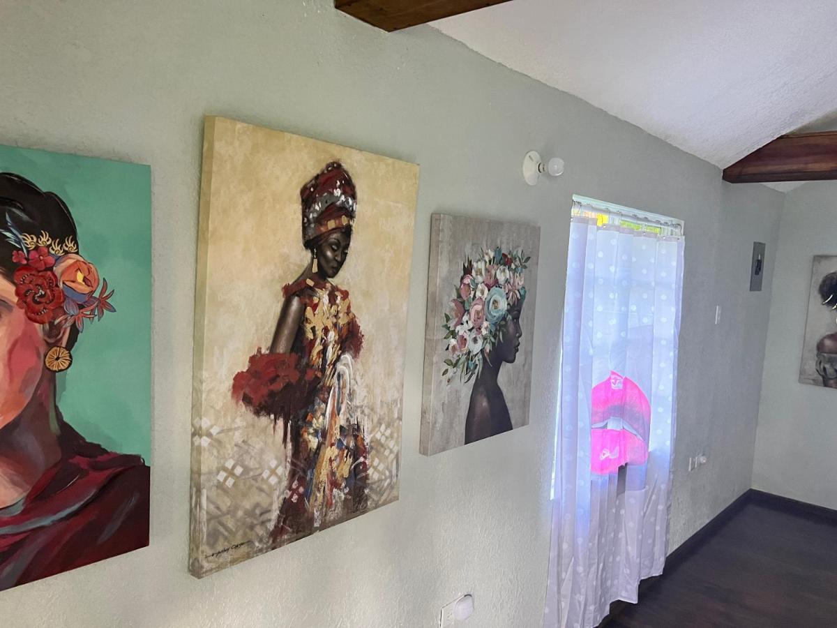 Jamaica Colors Hotel And Eco-Retreat ポート・アントニオ エクステリア 写真