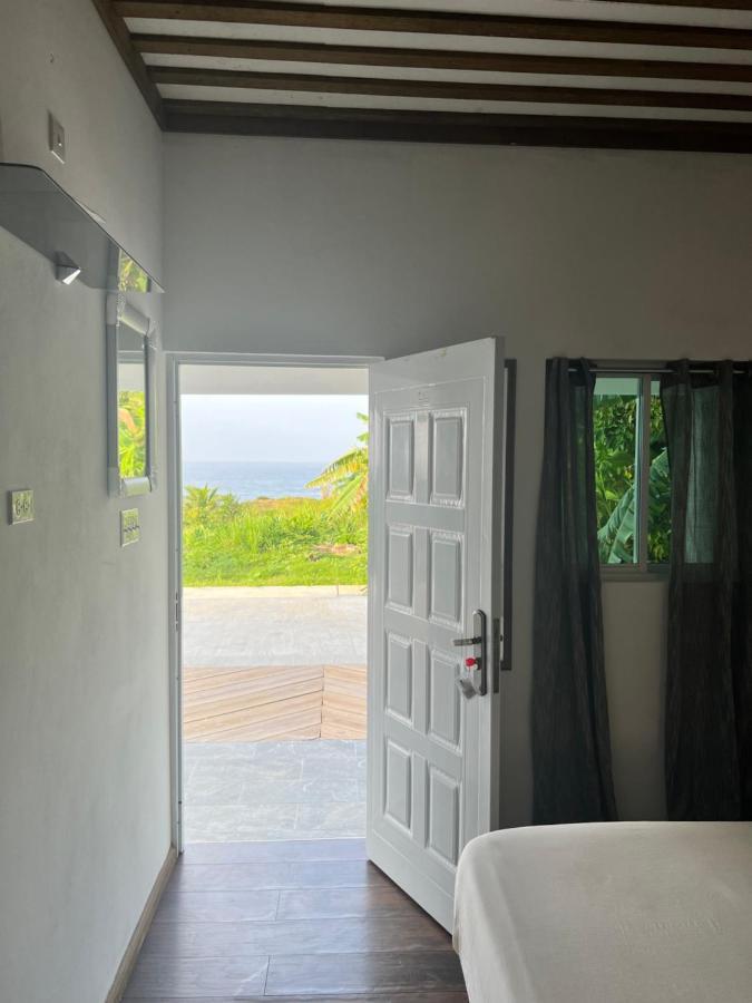 Jamaica Colors Hotel And Eco-Retreat ポート・アントニオ エクステリア 写真